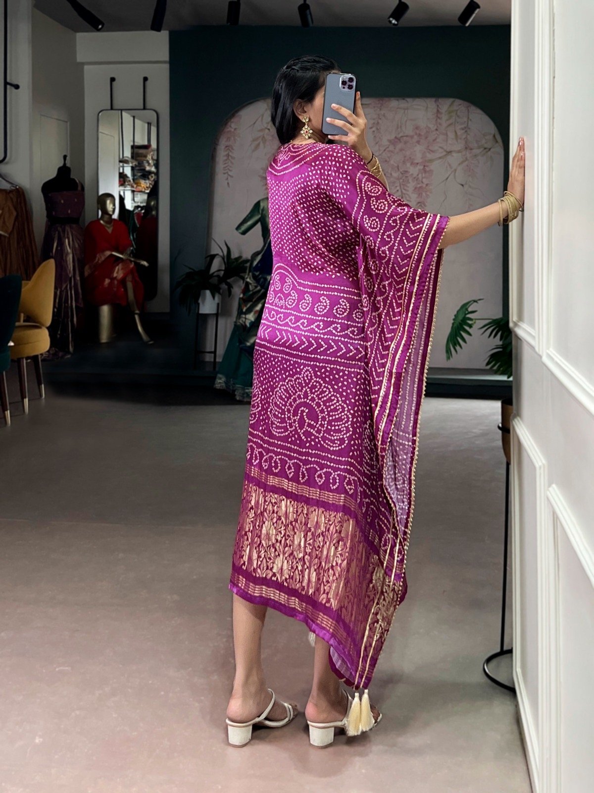 Kaftan Pure Gaji Silk Fabric - Image 2
